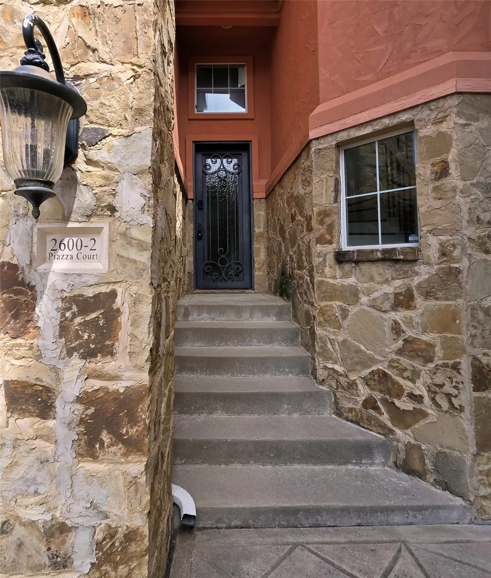 2600 Piazza Court #2 Grand Prairie, TX 75054