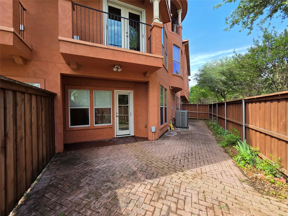 2600 Piazza Court #2 Grand Prairie, TX 75054