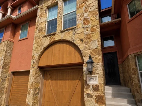 2600 Piazza Court #2