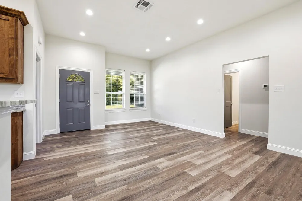 903 W Cardinal Street Ector, TX 75439
