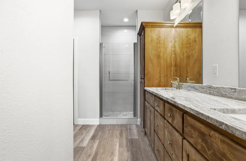903 W Cardinal Street Ector, TX 75439