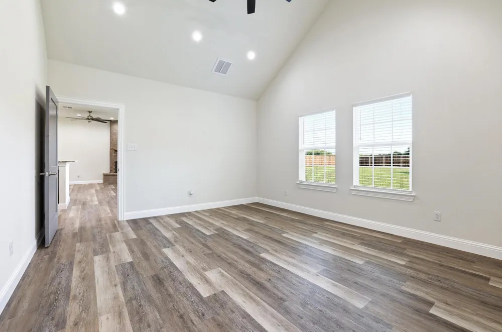 903 W Cardinal Street Ector, TX 75439