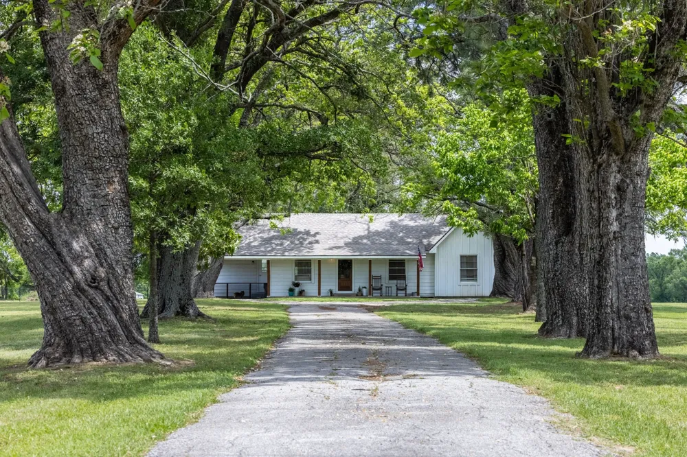 1100 Rs County Road 3150 Emory, TX 75440