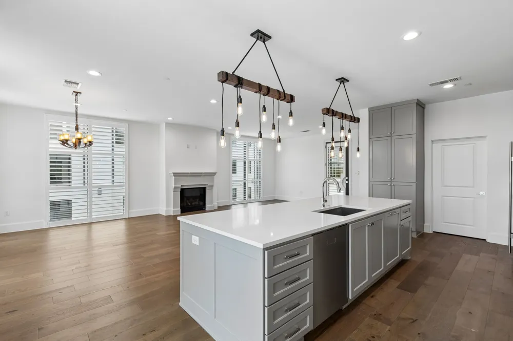 5270 Town and Country Boulevard #216 Frisco, TX 75034