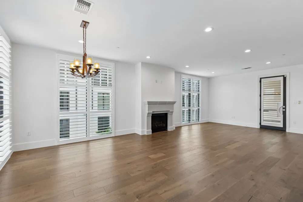 5270 Town and Country Boulevard #216 Frisco, TX 75034