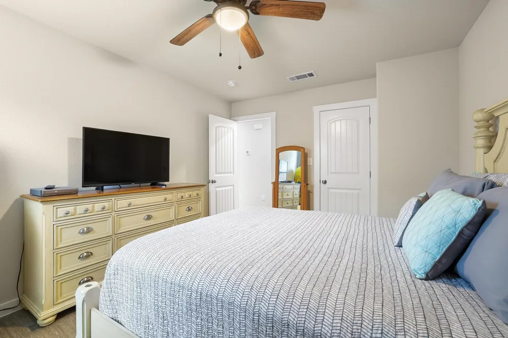 1512 Kennedy Street Bonham, TX 75418