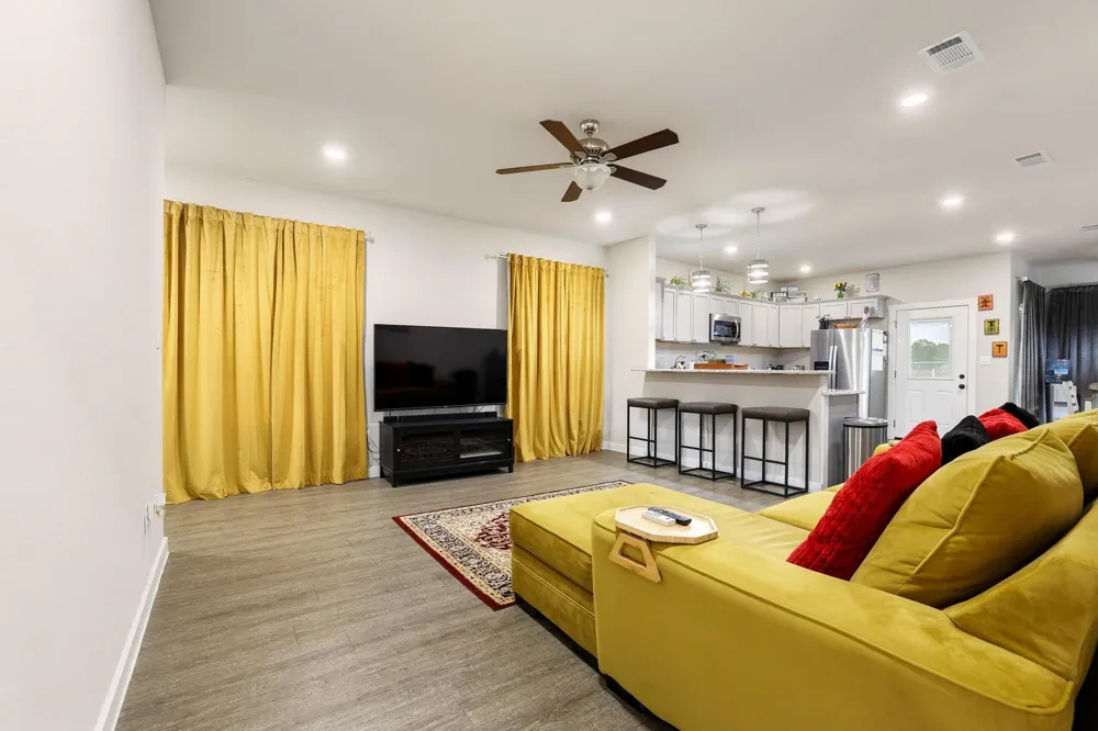 1512 Kennedy Street Bonham, TX 75418