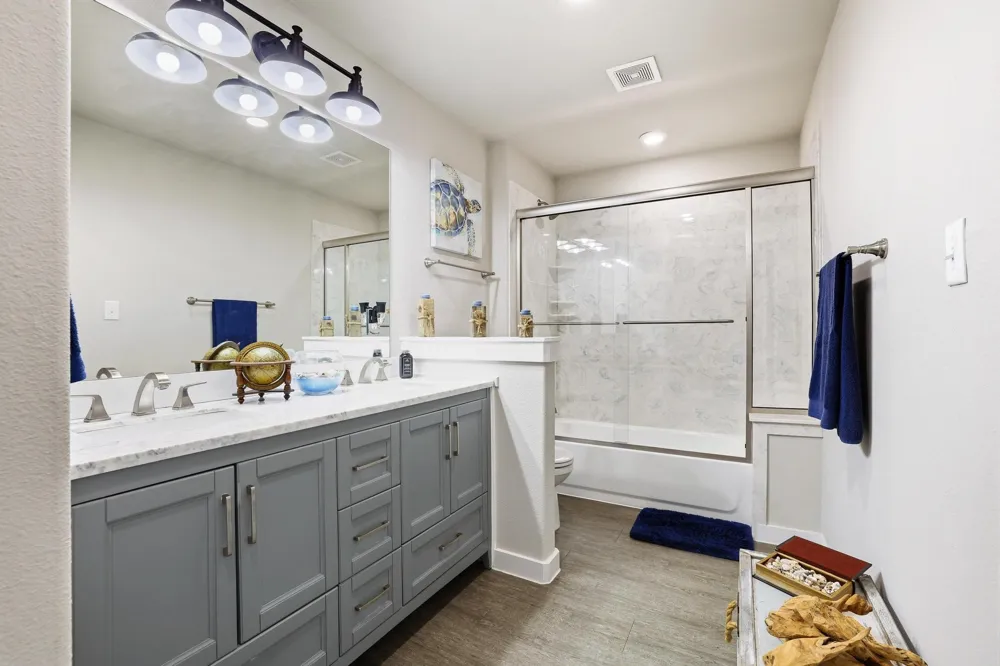 1512 Kennedy Street Bonham, TX 75418