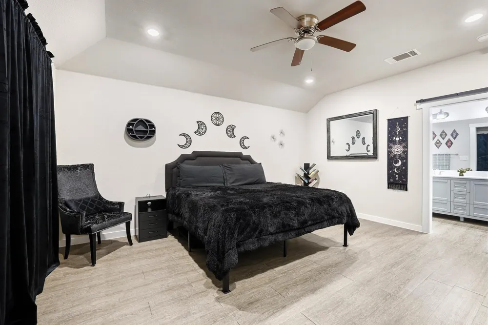 1512 Kennedy Street Bonham, TX 75418
