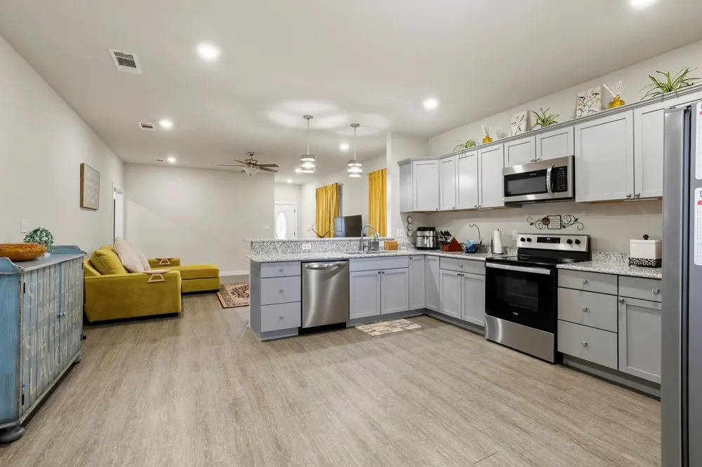 1512 Kennedy Street Bonham, TX 75418