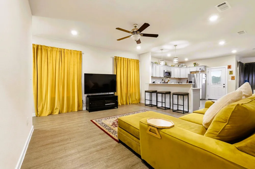 1512 Kennedy Street Bonham, TX 75418