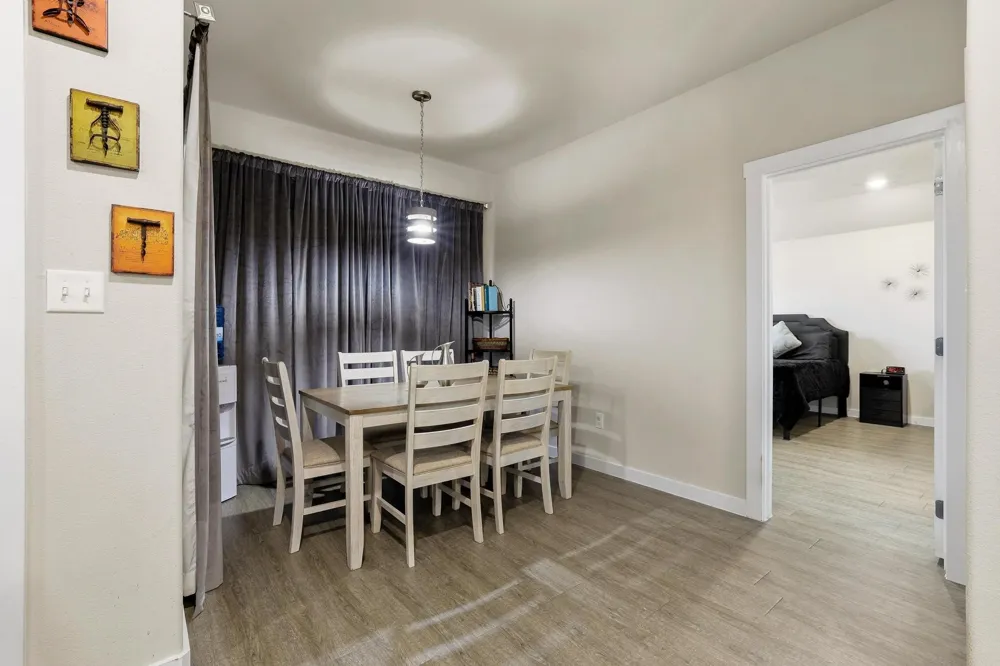 1512 Kennedy Street Bonham, TX 75418