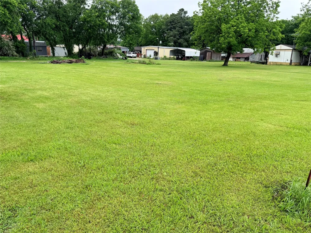 208 S Porch Street Tioga, TX 76271