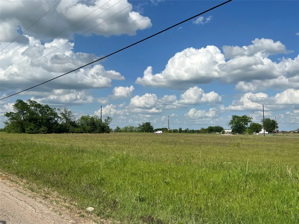 E Loop 301 Sulphur Springs, TX 75482