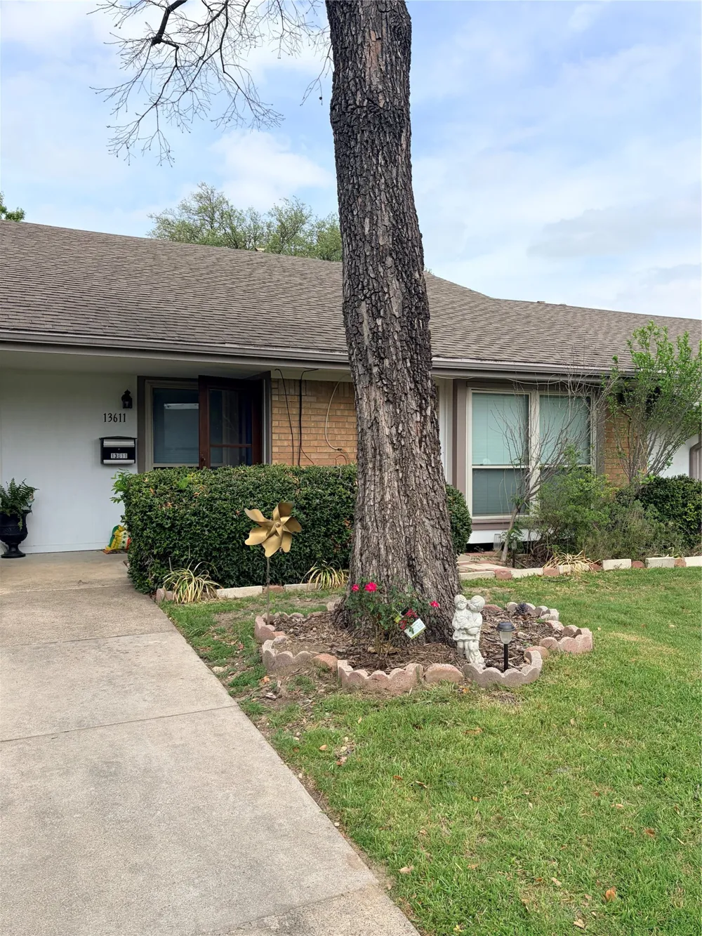 13611 Flagstone Lane Dallas, TX 75240
