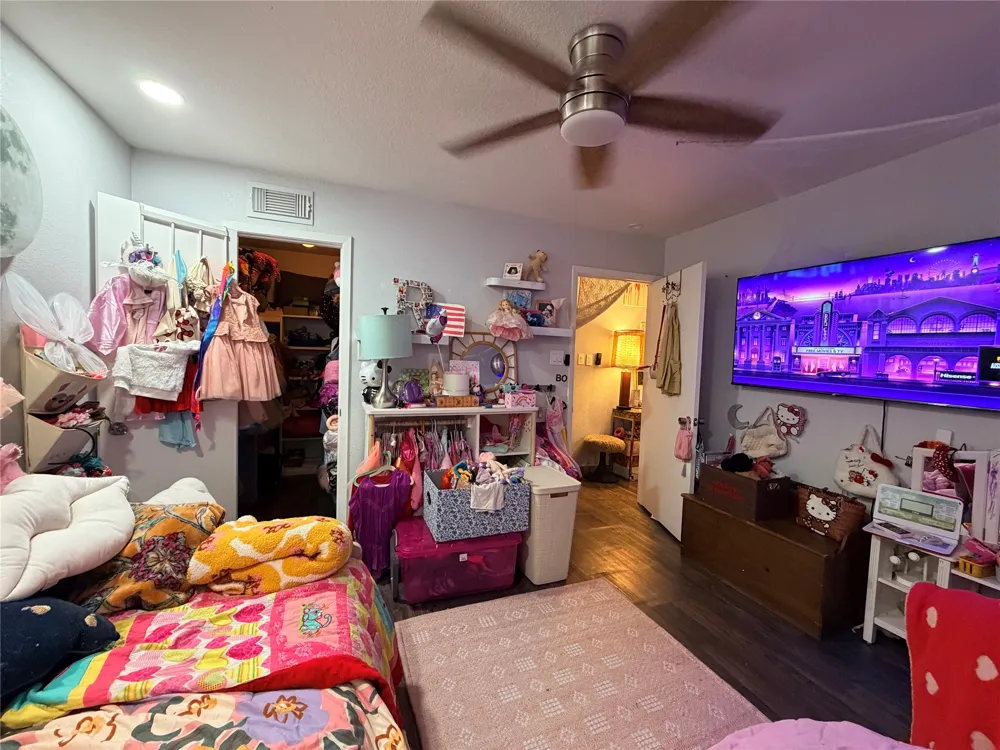 13611 Flagstone Lane Dallas, TX 75240