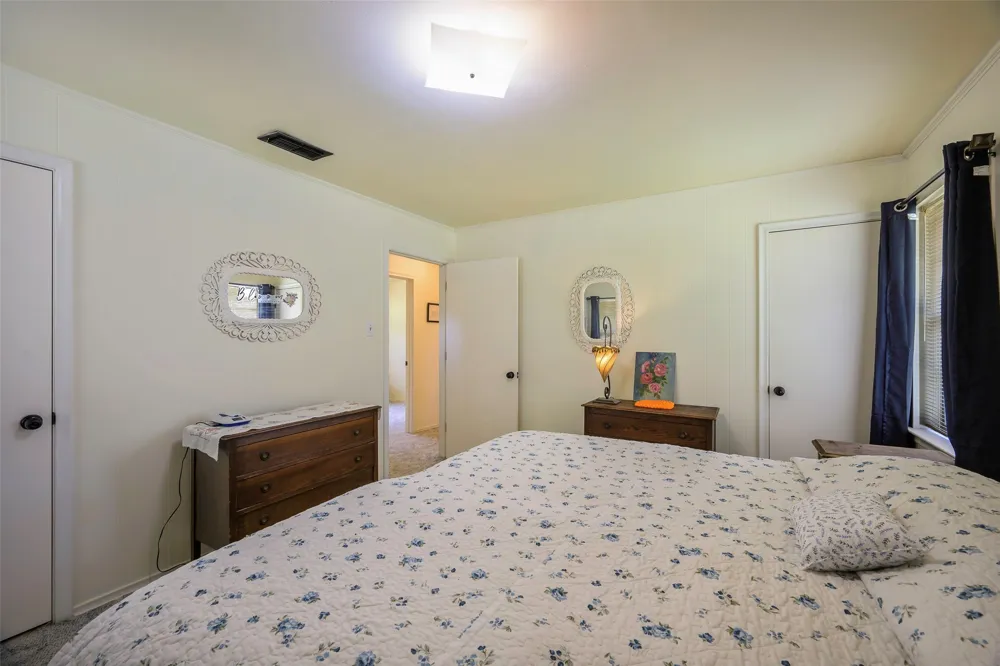 1113 W Will White Road Kemp, TX 75143