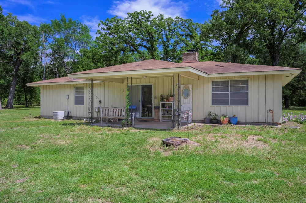 1113 W Will White Road Kemp, TX 75143