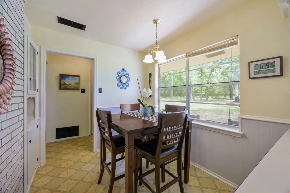 1113 W Will White Road Kemp, TX 75143