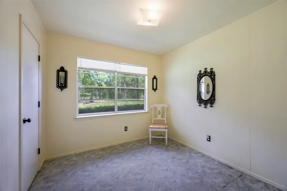 1113 W Will White Road Kemp, TX 75143
