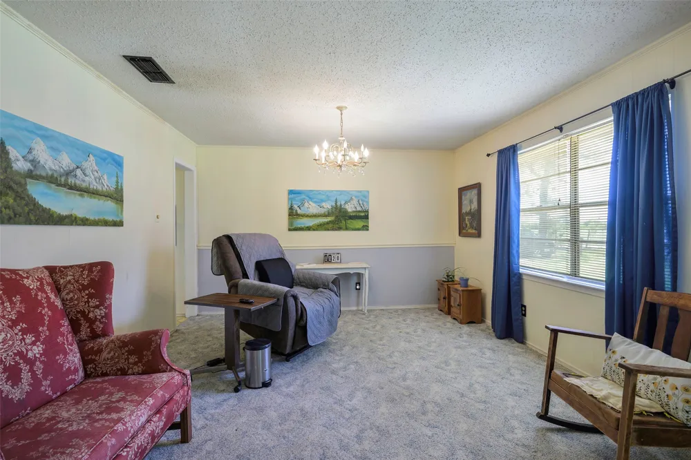 1113 W Will White Road Kemp, TX 75143