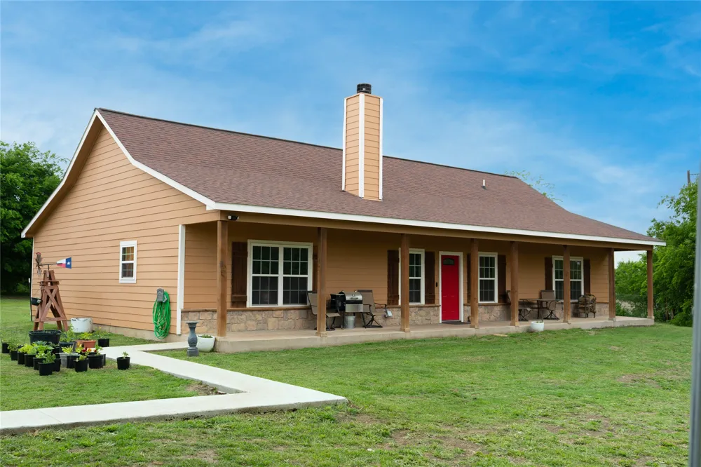10609 County Road 913