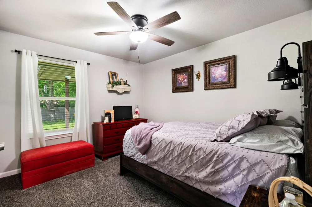 240 Elizabeth Lane Blossom, TX 75416
