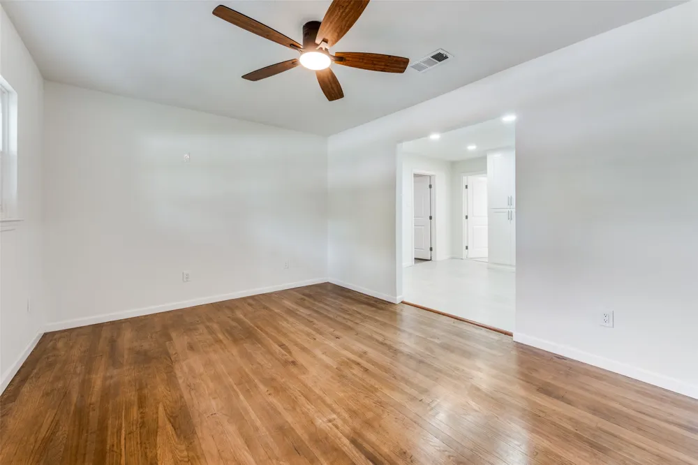 1413 Lackland Street Arlington, TX 76010