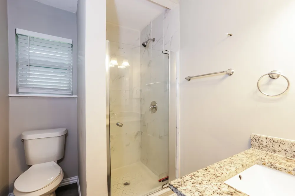 7347 Maringo Drive Dallas, TX 75227