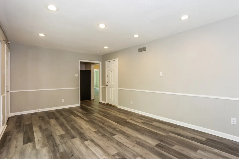 7347 Maringo Drive Dallas, TX 75227