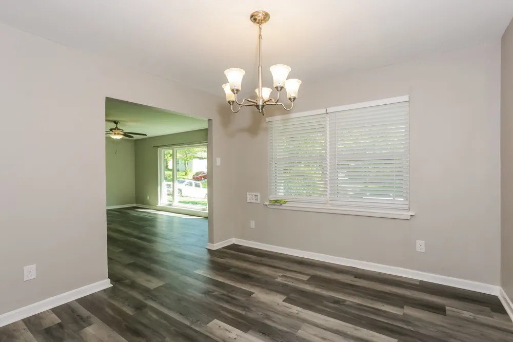 7347 Maringo Drive Dallas, TX 75227