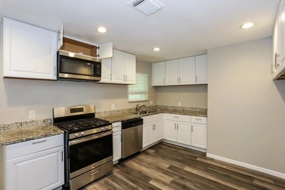 7347 Maringo Drive Dallas, TX 75227