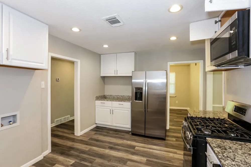 7347 Maringo Drive Dallas, TX 75227