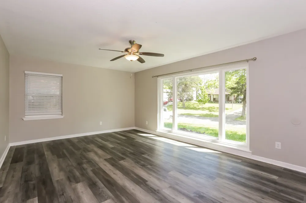 7347 Maringo Drive Dallas, TX 75227