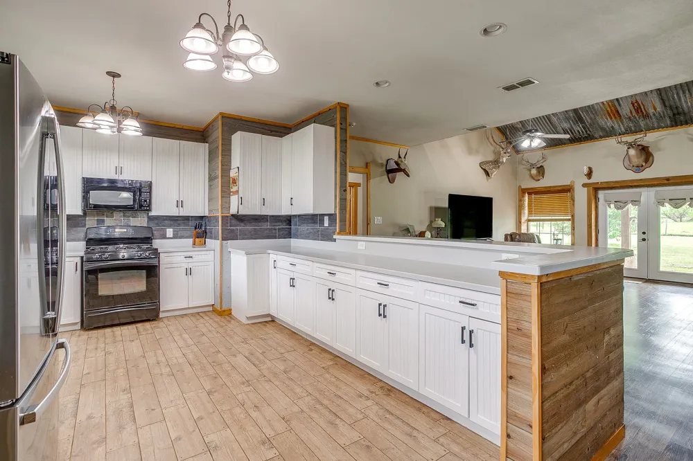 13450 SH 254 Graford, TX 76449