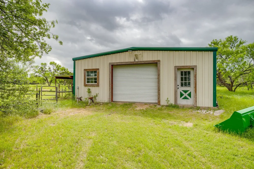 13450 SH 254 Graford, TX 76449