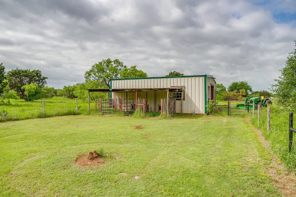 13450 SH 254 Graford, TX 76449