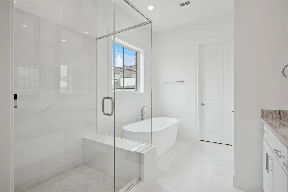 14956 Oak Street Addison, TX 75001
