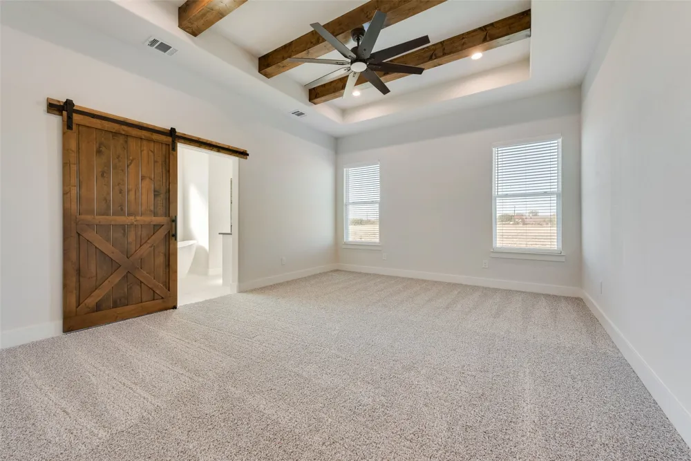 153 Dove Landing Valley View, TX 76272