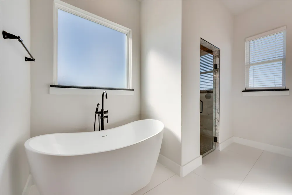 153 Dove Landing Valley View, TX 76272