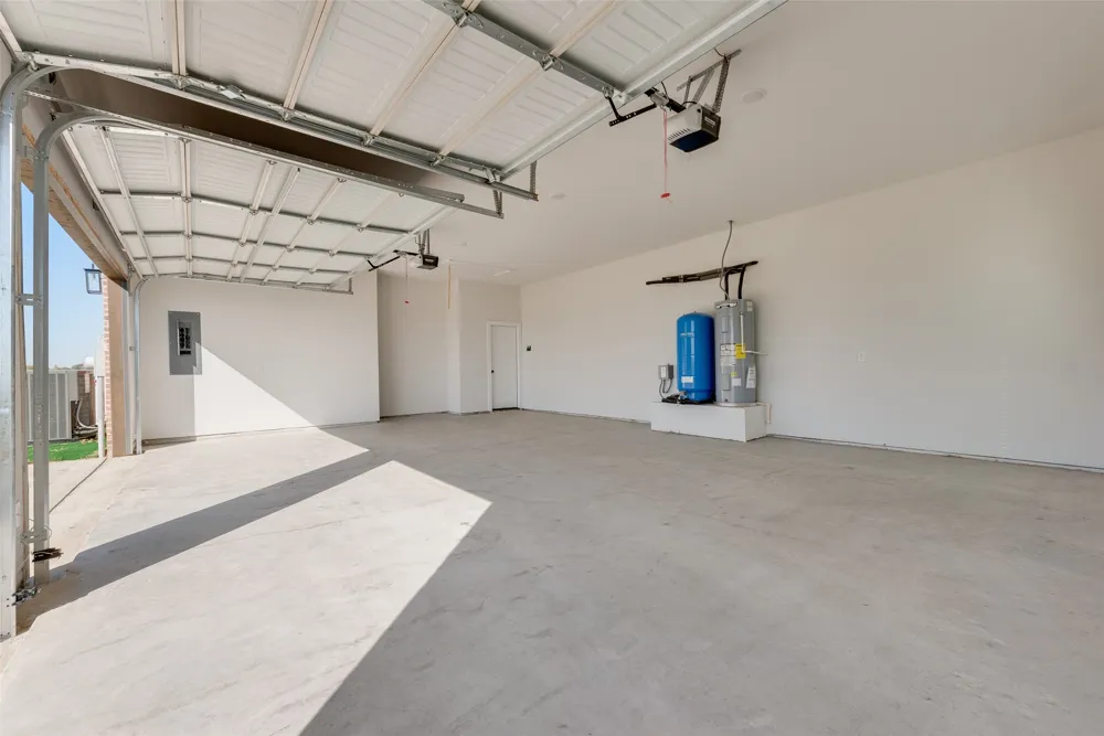 153 Dove Landing Valley View, TX 76272