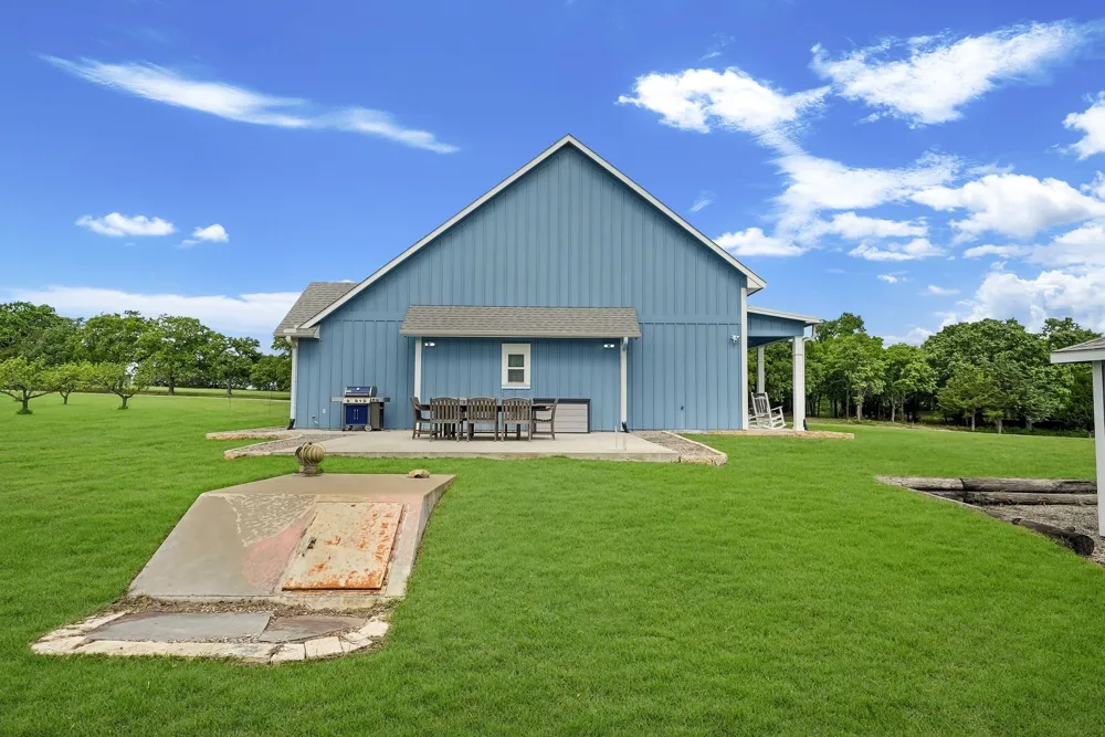 151 Faulkner Road Sunset, TX 76270