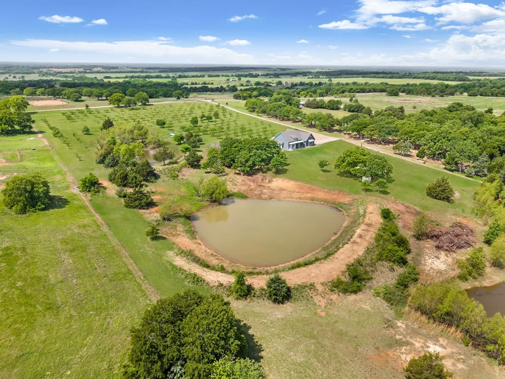 151 Faulkner Road Sunset, TX 76270