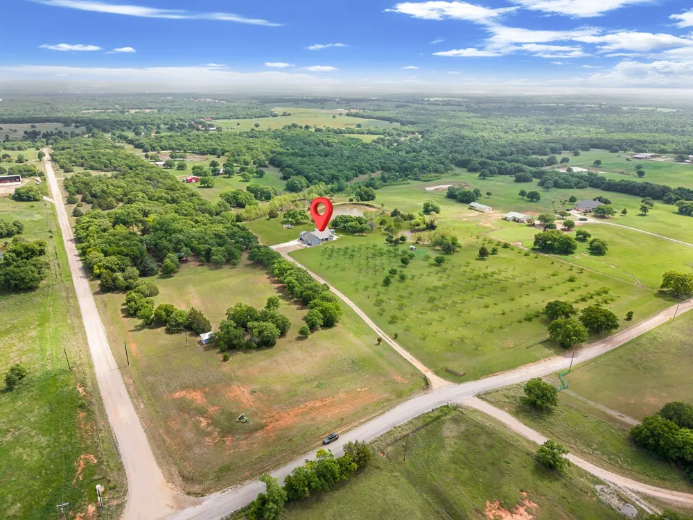 151 Faulkner Road Sunset, TX 76270