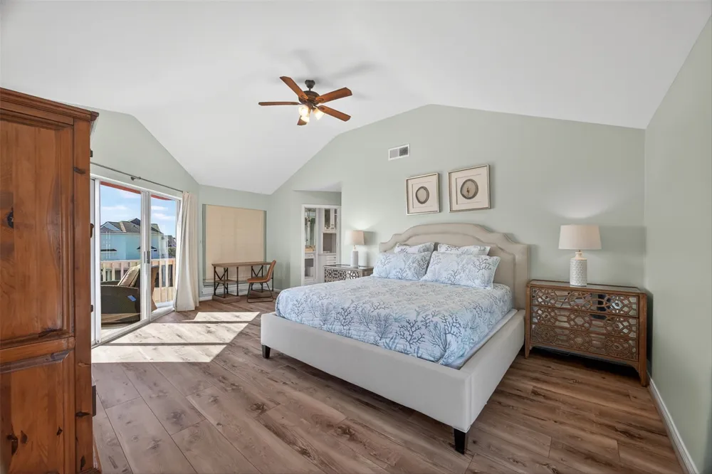 4214 Ghost Crab Lane Galveston, TX 77554
