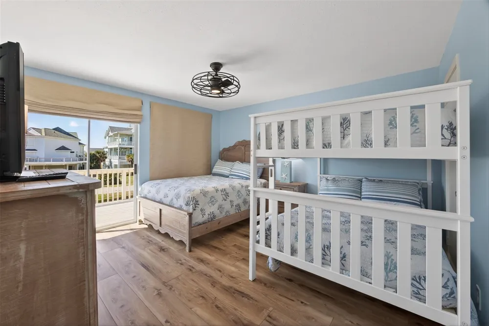 4214 Ghost Crab Lane Galveston, TX 77554