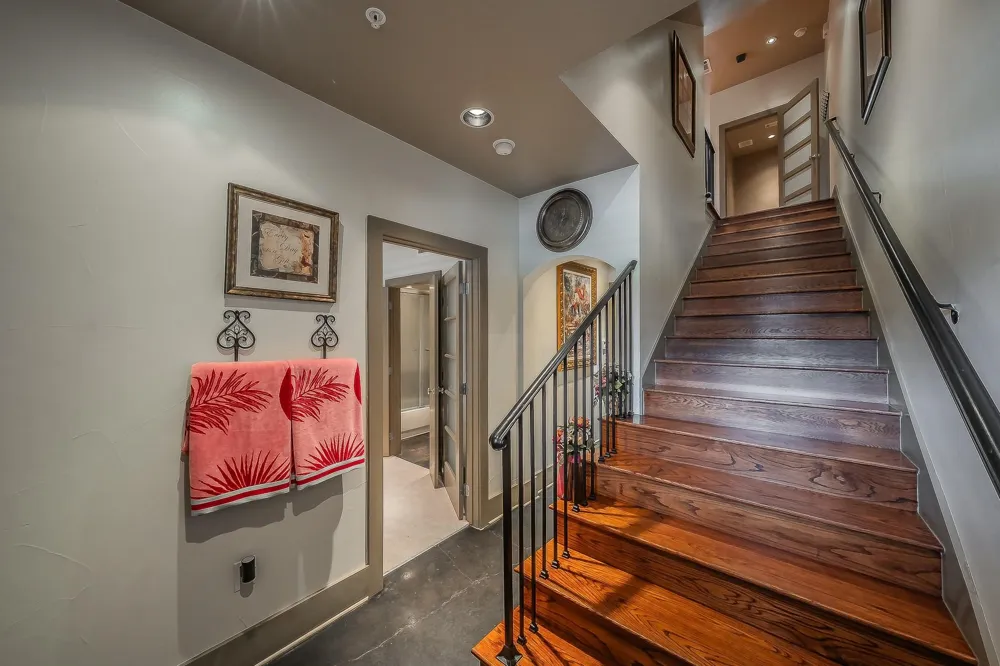 6350 Oriole Drive Dallas, TX 75209