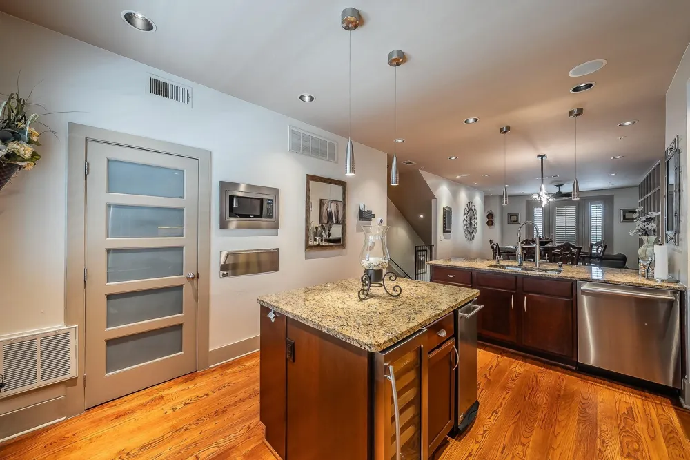 6350 Oriole Drive Dallas, TX 75209