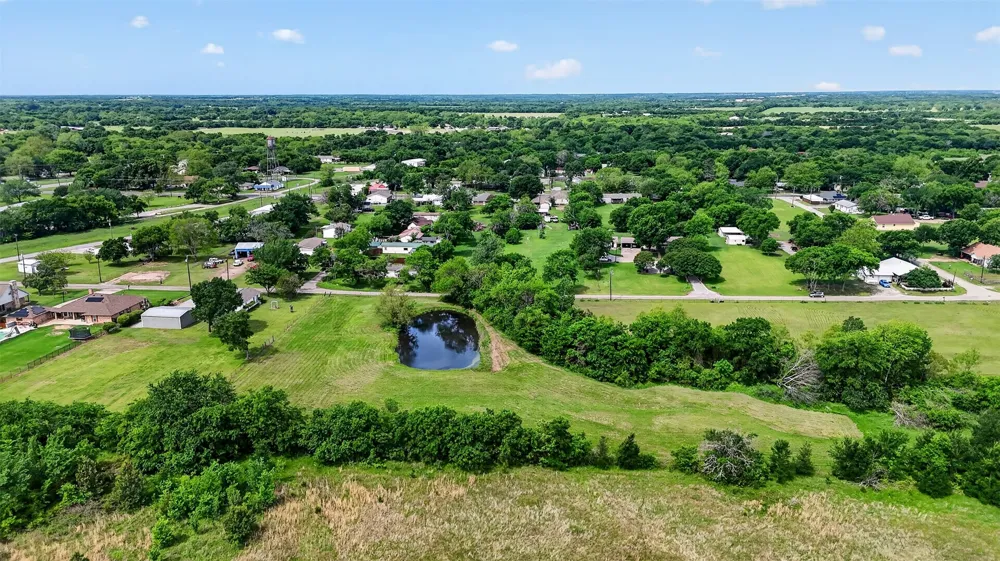 Pecan Street Ector, TX 75439