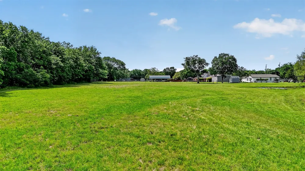 Pecan Street Ector, TX 75439